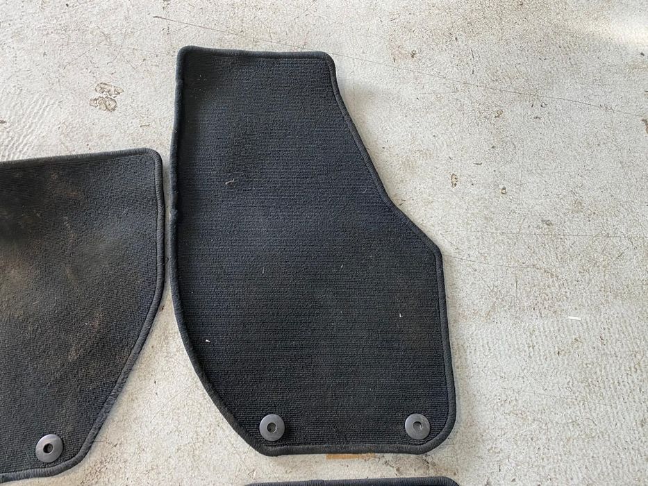 Set de presuri covorase Volvo V40 31292276  31463821