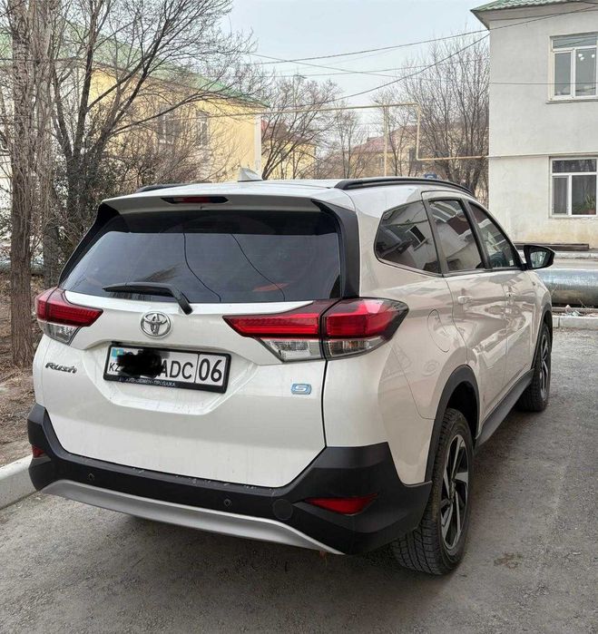 Прокат и аренда автомашины с водителем