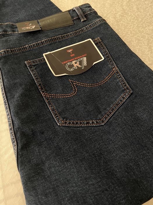 Продам мужские джинсы