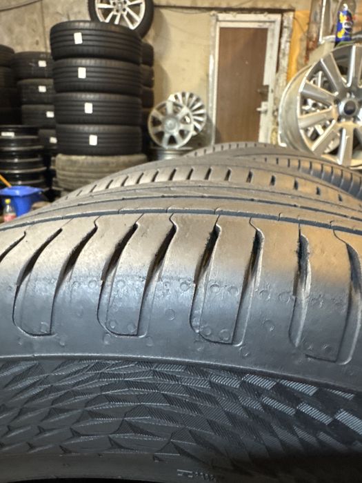 Anvelope vara 235/60R18-Continental
