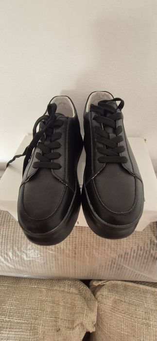 Pantofi piele marimea 37