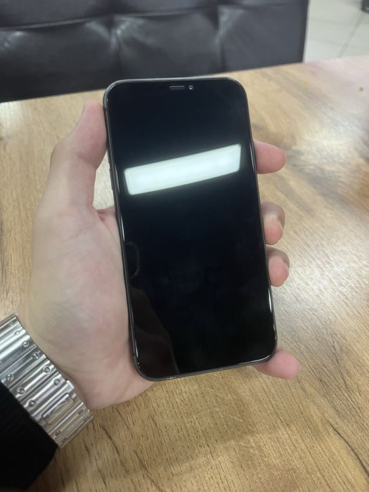 Айфон 11 в идеале Sim,Esim