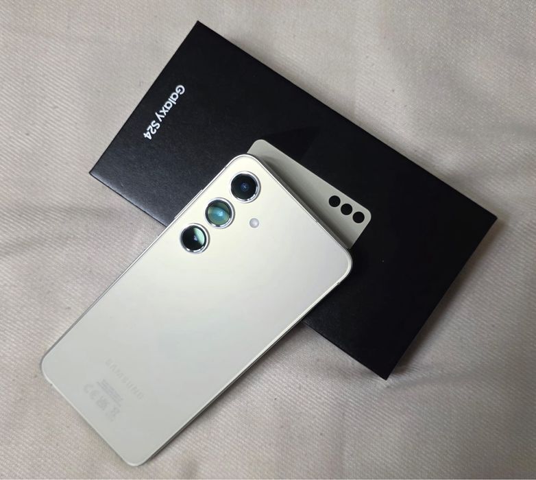 Samsung Galaxy S24 - 256 GB, amber yellow, baterie 100%