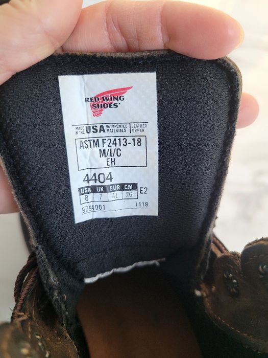 Продам оригинал ботинки