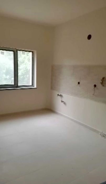 Închiriez sau vând parter vila ultracentral