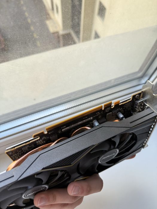 Видеокарта RX5500 XT