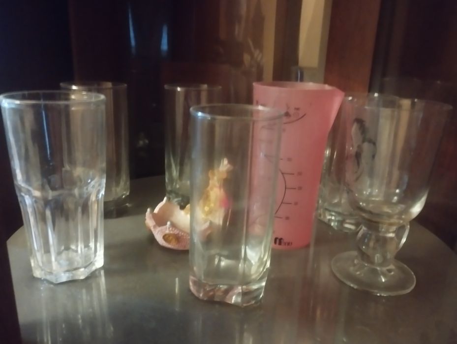 Продаются стаканы бокалы вазы