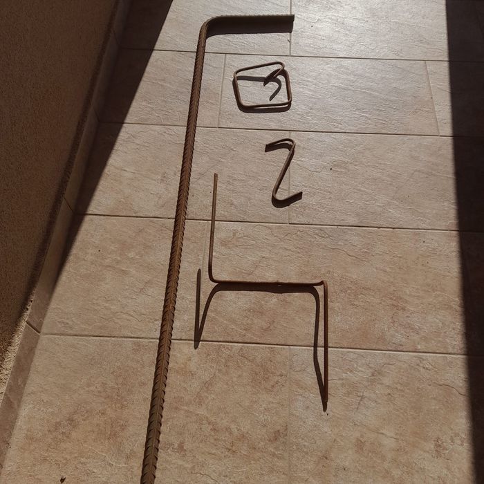 Vand fier pentru construcții la 3 lei kg