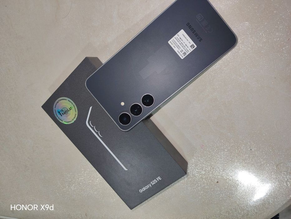 Samsung s25 Fe 8/256 Gb xotira