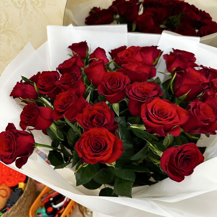 цветы розы 25 шт