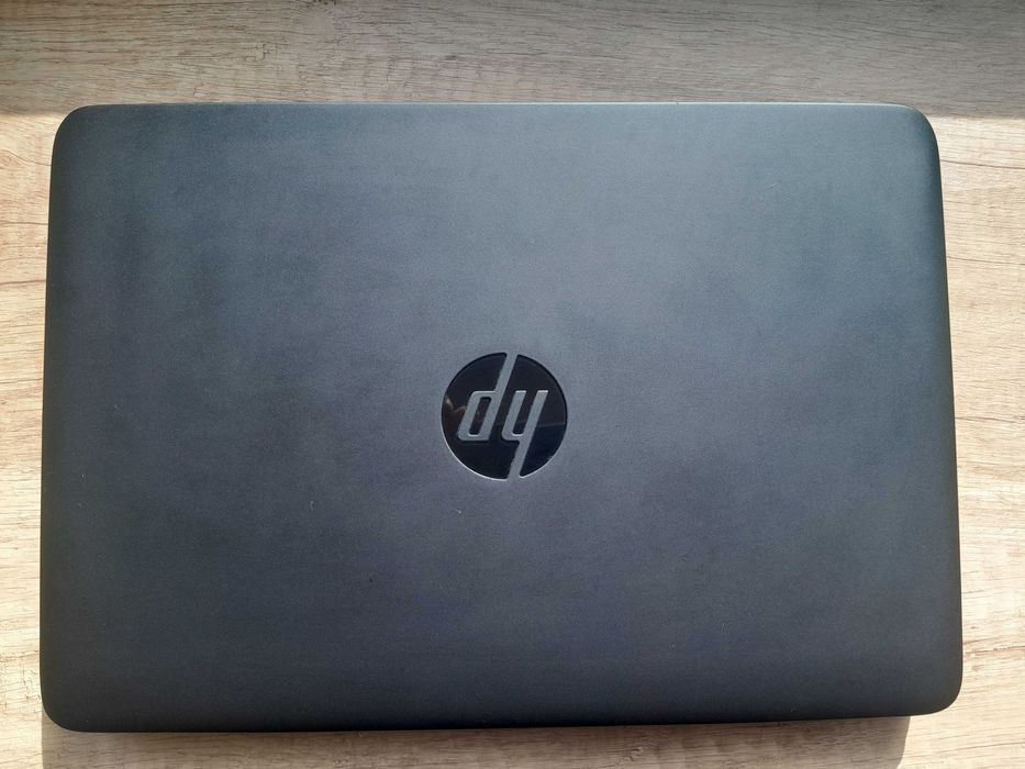Лаптоп HP EliteBook 802 G2