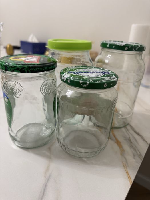 Банки разные отдам бесплатно