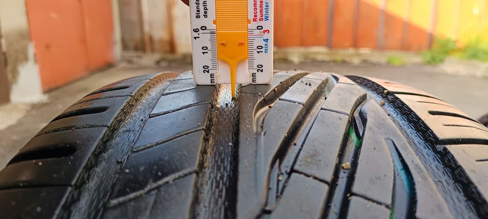 245/40/18 UNIROYAL Rain Sport 5 97Y XL DOT 0724