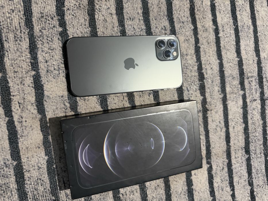 Iphone 12 pro в хорошем состояний