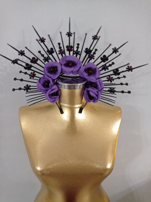 Корони, диадеми  рьчно изработени