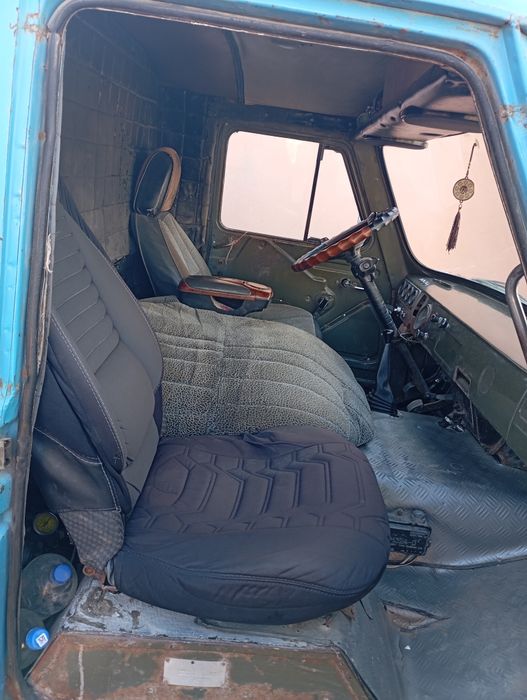 Уаз бортовой сотилади