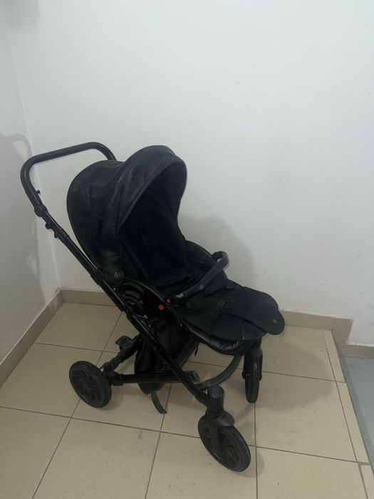 Продам коляску anex