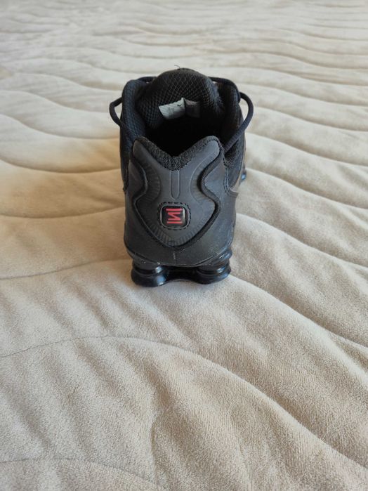 Маратонки Nike shox