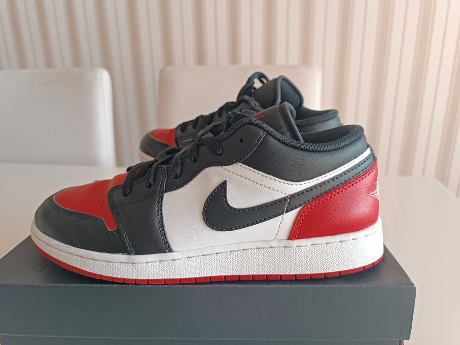 Маратонки Nike Air Jordan N40