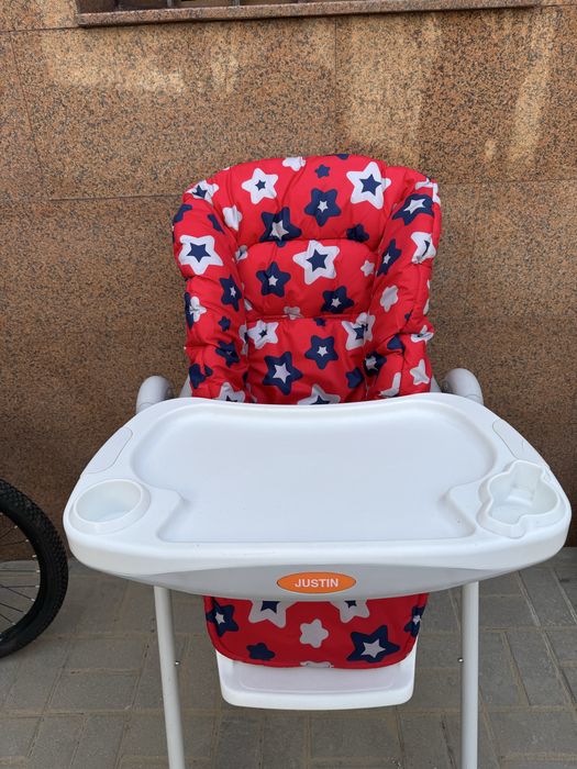 Детский стульчик для кормления Justin.