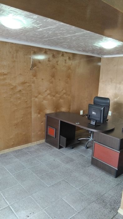 Дава се под наем Офис в Кюстендил, Център - 43 кв.м за 367.2 € - Снимка #2