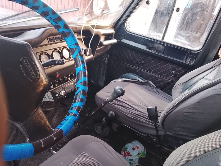 Продам УАЗ Хантер