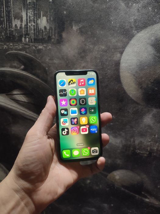 iPhone XS Gold 64 обмен