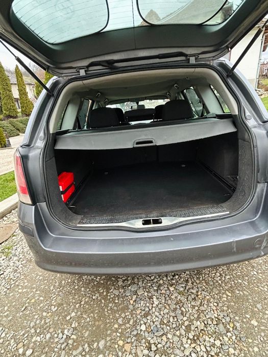 Opel Astra H -1.6 benzina