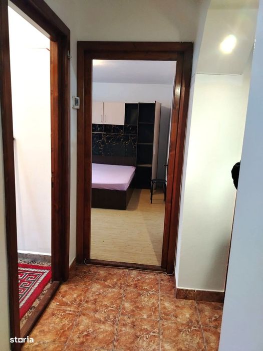 Apartament 3 camere 44mp zona buna mobilat utilat 53.000eur neg