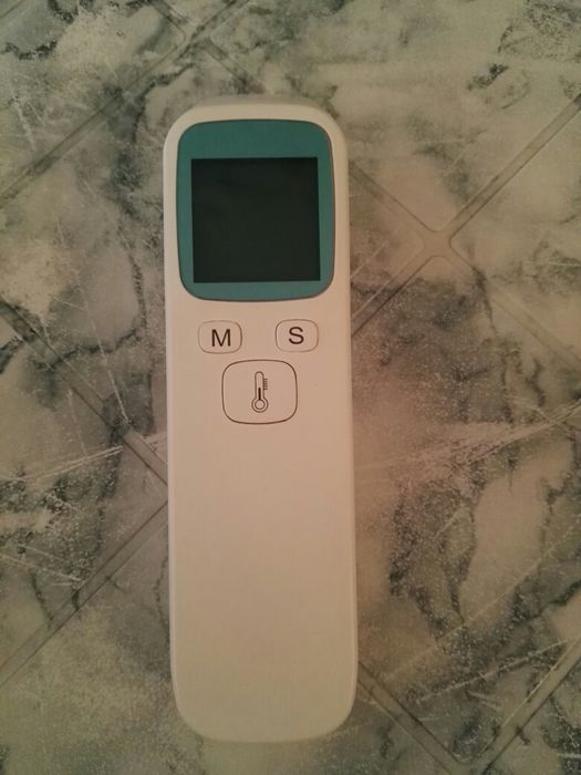 Безконтактен инфраред термометър с LCD дисплей 4 модела