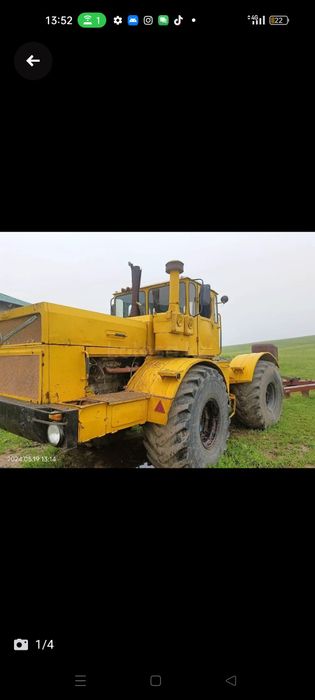 К 700 на ходу с плугом