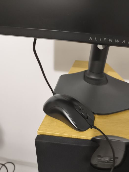 Zowie za13 in stare buna