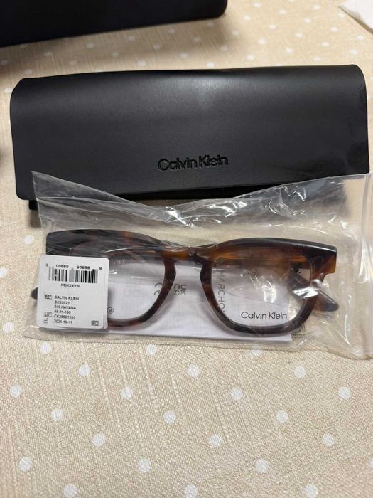 Нови рамки за очила Calvin Klein