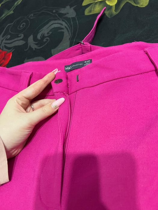 Pantaloni Marks & Spencer Fuchsia Wide Leg – Mărimea 48 EUR