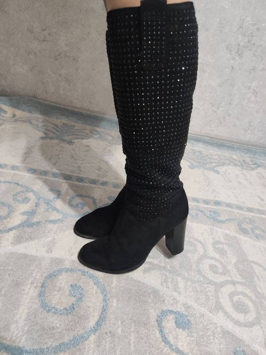 Продам сапожки осенние