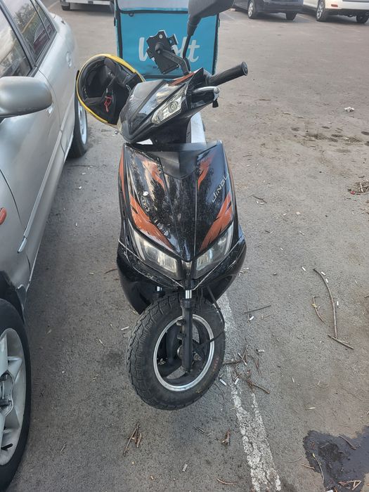 Продам скутер М8