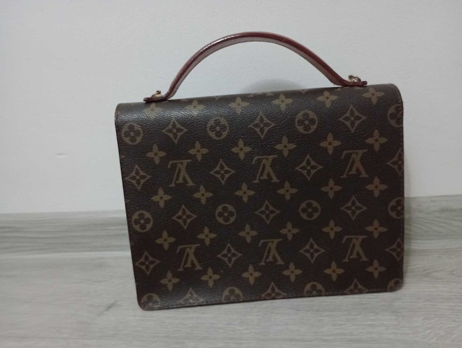 Geantă Louis Vuitton originală