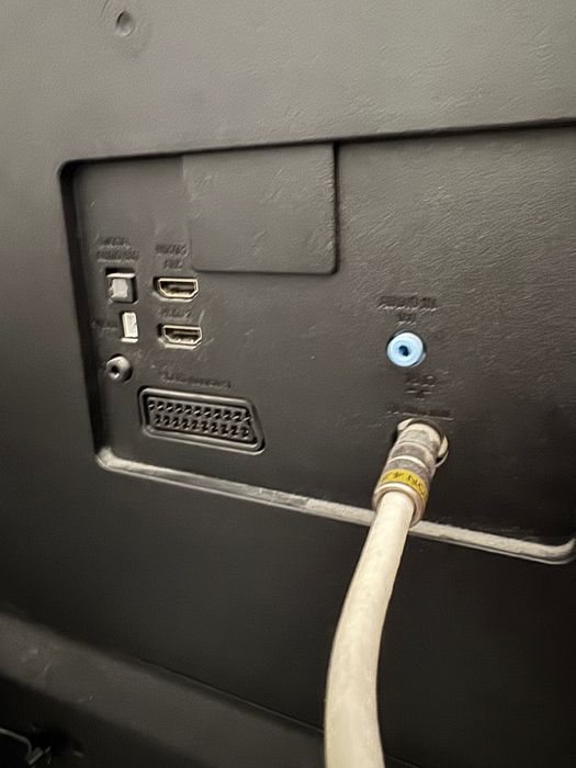 Full HD телевизор Philips 40”