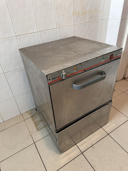 Професионална съдомиялна FAGOR FI-48 50x50, 220V – ресторант