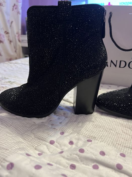 Оригинални  боти Jewel shoes