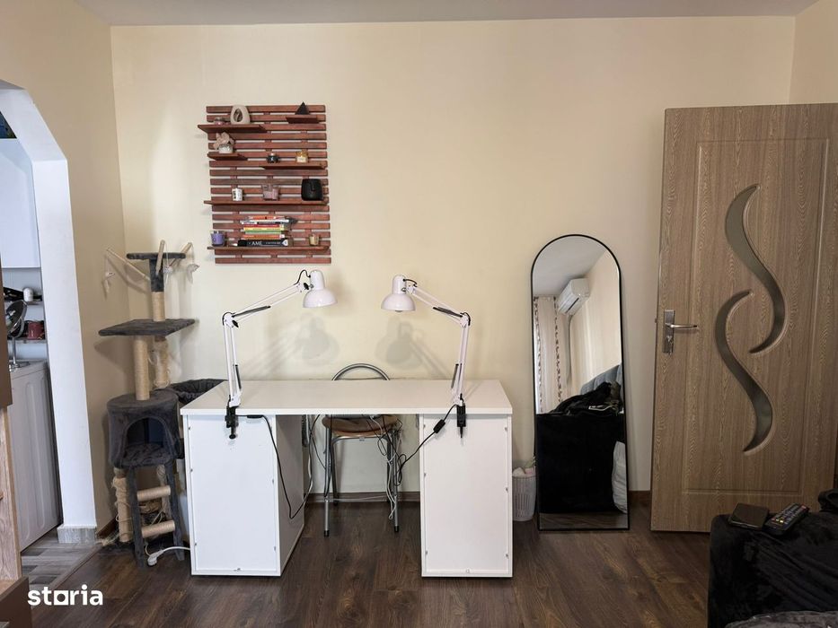 Apartament renovat 2 camere 41 mp Alexandru cel Bun 89900 euro