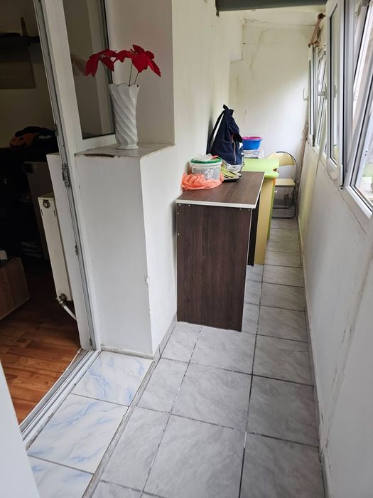 Vand apartament in Dancu ,2 camere sd parter,eliberare imediata,supraf 45 mp,2 bcoane,magazie
