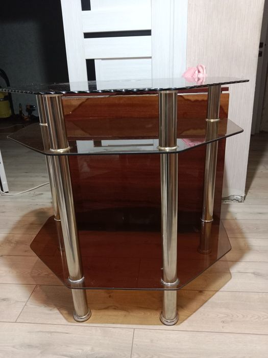 Отдам подставку под телевизор