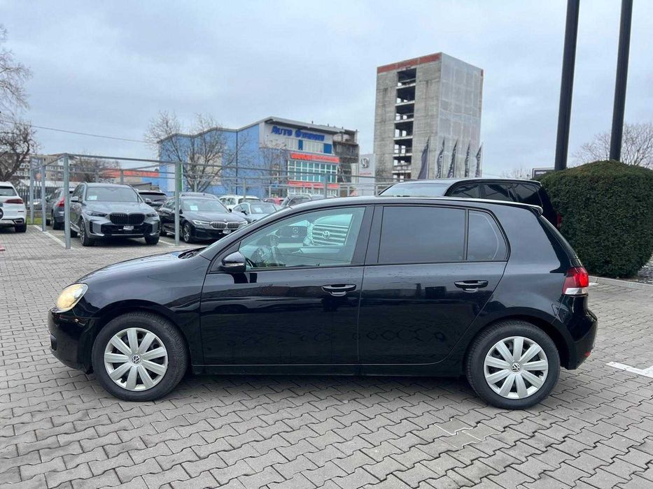 VOLKSWAGEN Golf 2012 — imagine 2