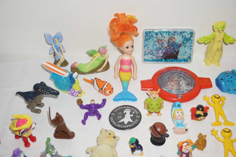 Голям Лот Фигурки Направени За Mcdonald's Burger King И Други 1.1кг