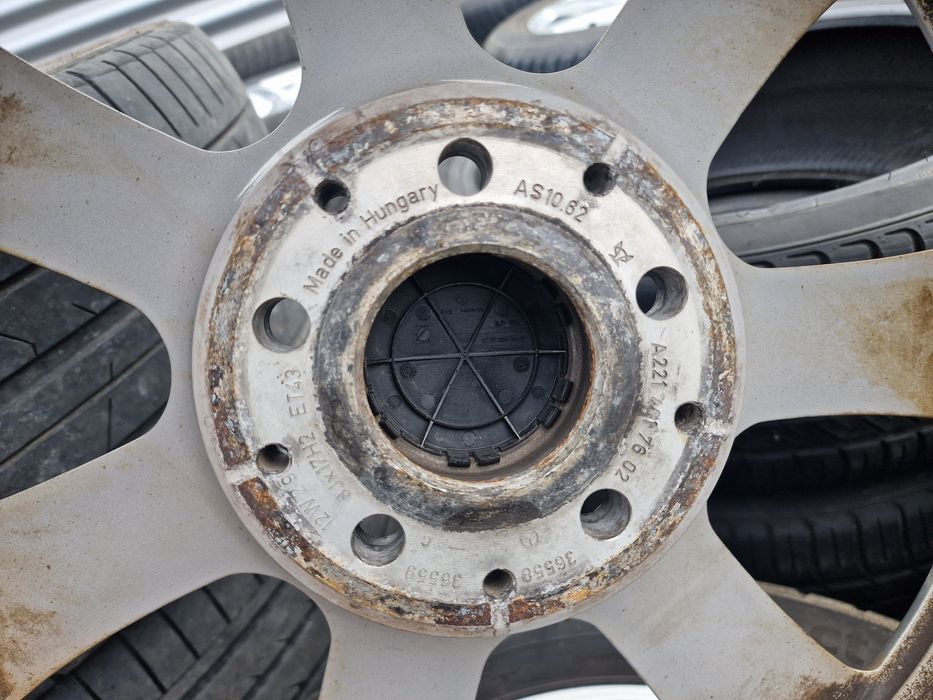 Гуми с Джанти за Mercedes S class w221 235/55 R17 Continental 2018