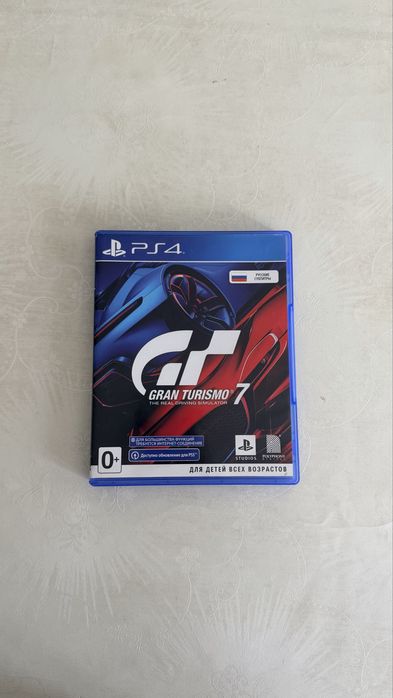 Диск на PS4/5 в отличном состояний на русском