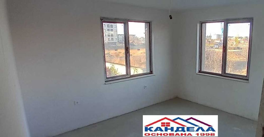 Продава се Двустаен апартамент в Пловдив, Остромила - 87 кв.м за 989 €/кв.м - Снимка #2