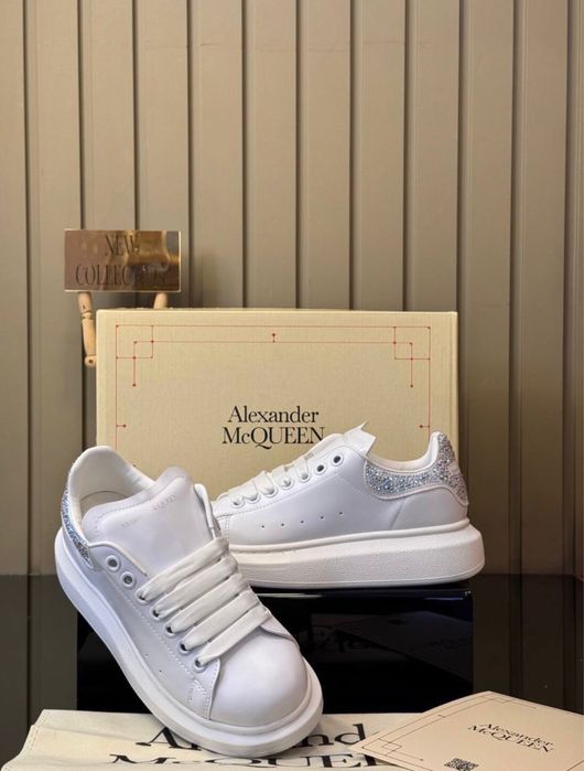Adidași Alexander McQUEEN