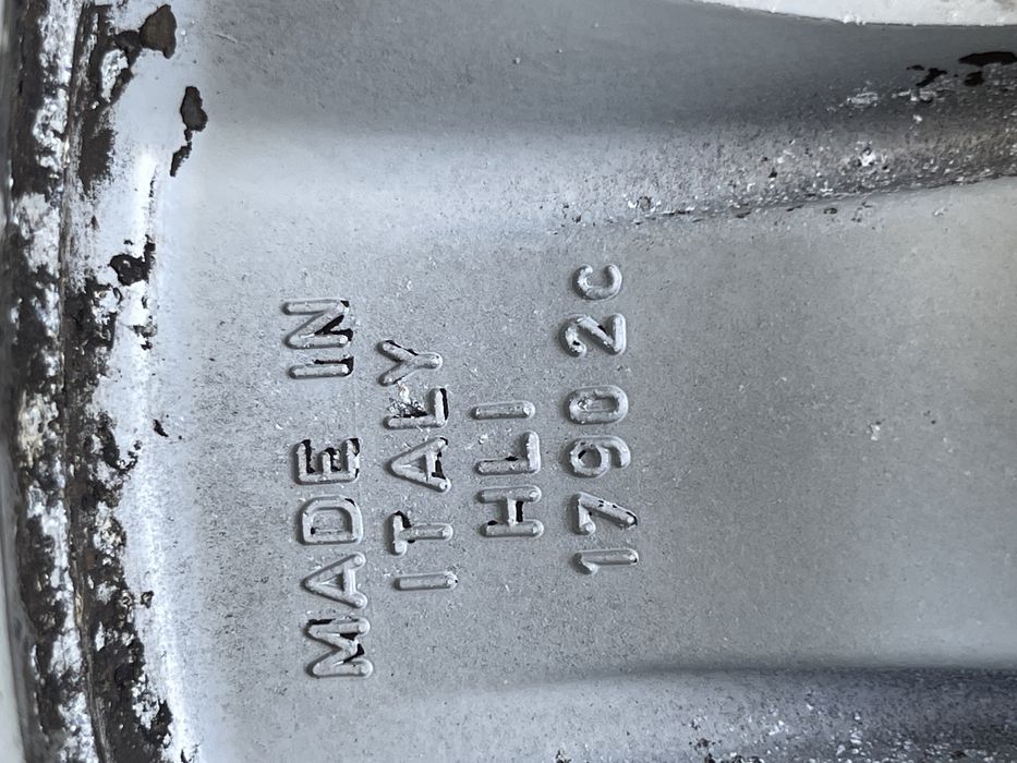 Jante aliaj BMW R16 cu anvelope de iarna 225 55 R16